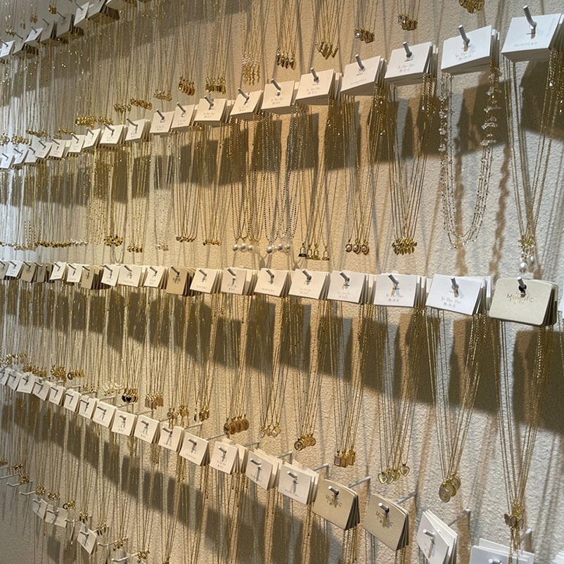 Pegboard for Convenience Boutique Snack Gondola Retail store -Morshopfitting (22)