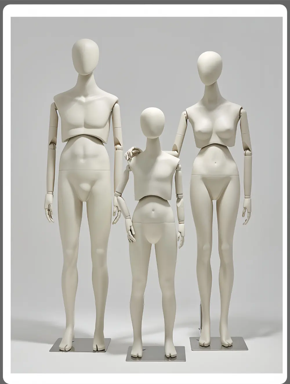 Adjustable Full-Body Mannequin Set with 360° Rotating Waist & Head – Male, Female, Child & Half-Body Styles visual merchandising female and male clothes mannequin Richenmannequin (11) Adjustable Full-Body Mannequin Set with 360° Rotating Waist & Head – Male, Female, Child & Half-Body Styles visual merchandising female and male clothes mannequin Richenmannequin (1)
