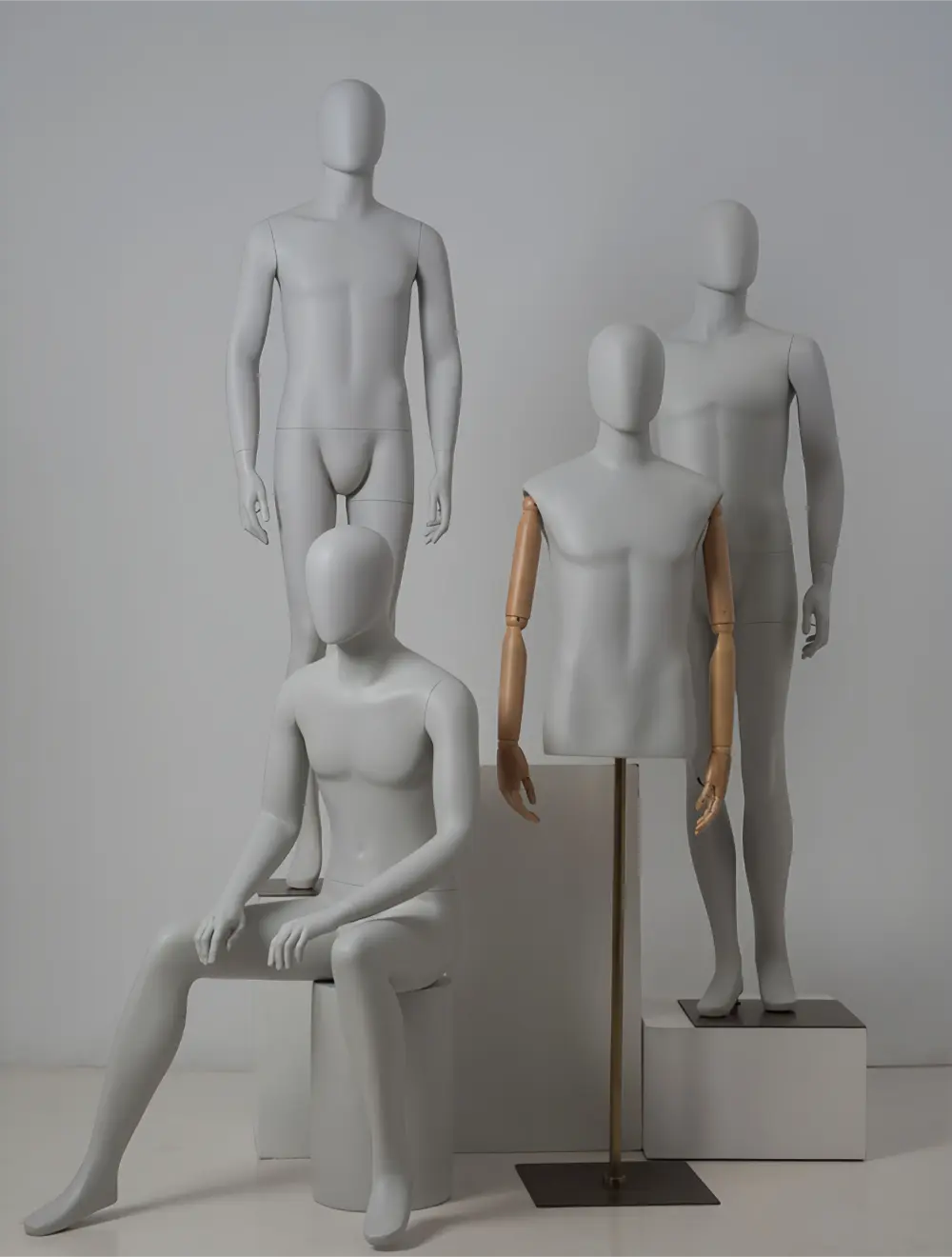 Gray standing seated half-length adjustable male mannequin visual merchandising female and male clothes mannequin for sale in storefront window display Wholesale Bulk Factory Richenma ( (3) Gray standing seated half-length adjustable male mannequin visual merchandising female and male clothes mannequin for sale in storefront window display Wholesale Bulk Factory Richenma ( (7)